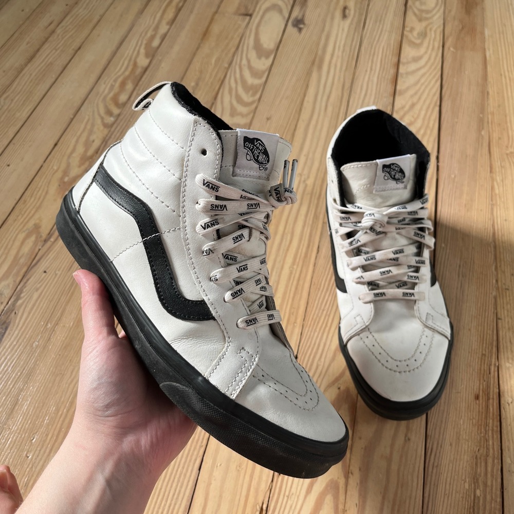 Vans Sk8-Hi Sneakers Mens 8.5 Womens 10 White Black Leather Logo Laces High Top